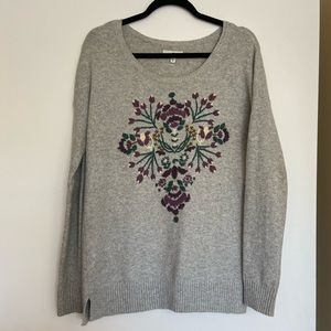 Floral knit design, gray sweater
